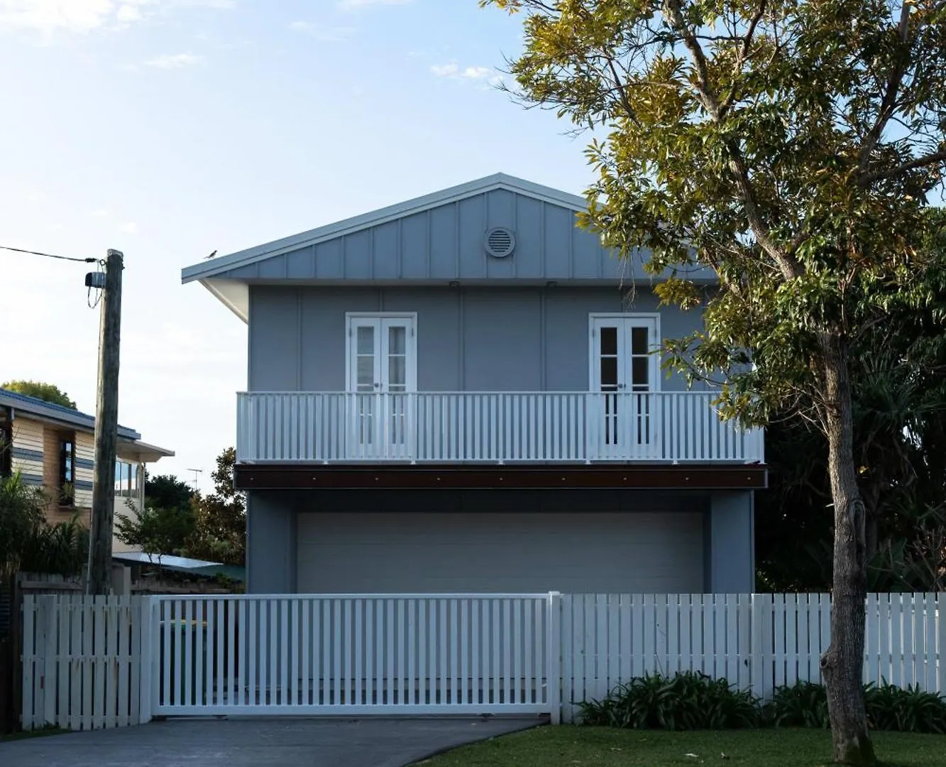 Kombali At Moffat Beach Caloundra Holiday home